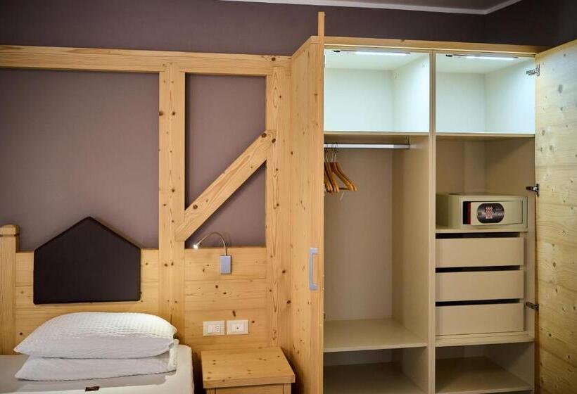 إستوديو ديلوكس, Dolcevita Ambiez B&b