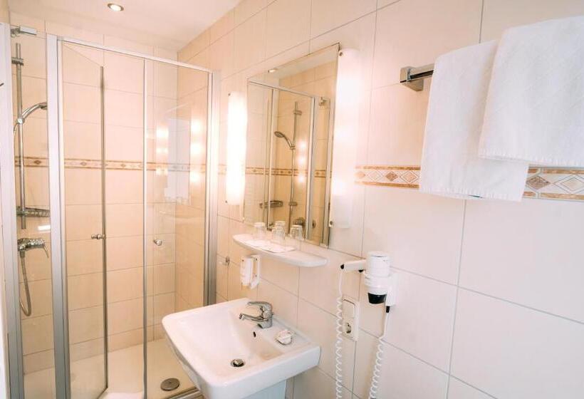 اتاق استاندارد, Brandaris