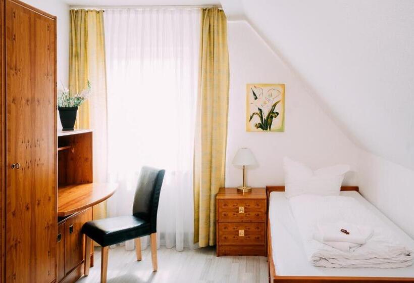 اتاق استاندارد یک نفره, Brandaris