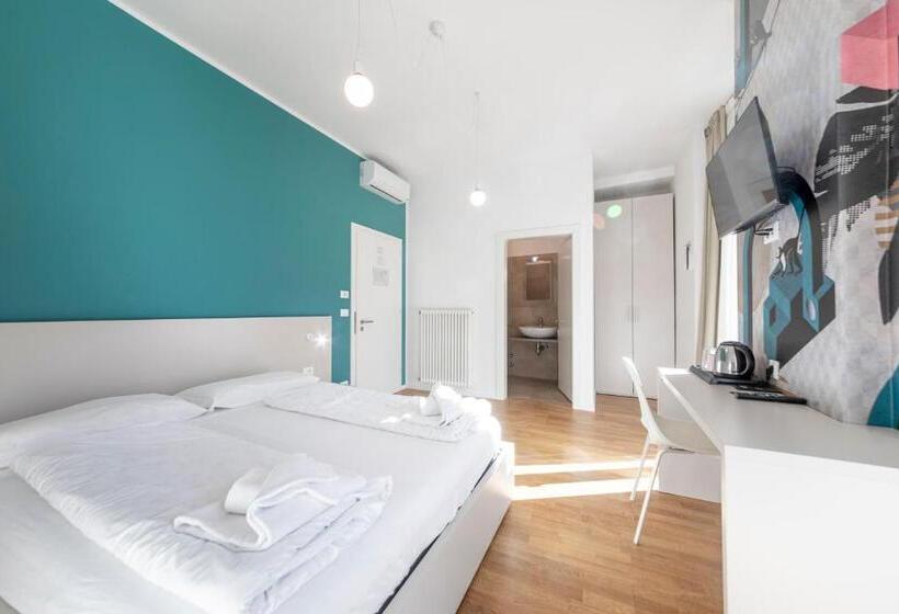 اتاق لوکس با بالکن, Stay Cooper L Capitol Rooms