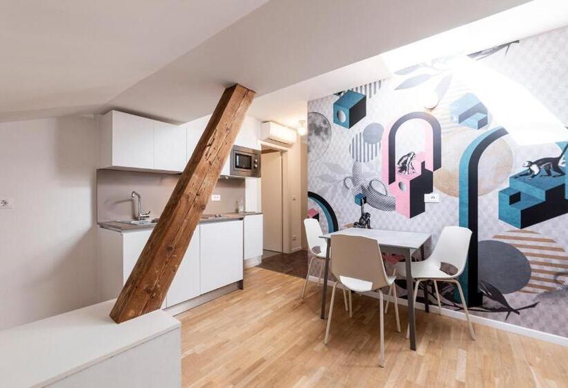 استودیوی استاندارد, Stay Cooper L Capitol Rooms