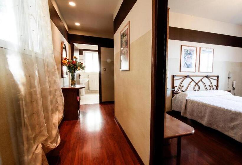 带河湖景观的轻年套房, Castello S. Antonio