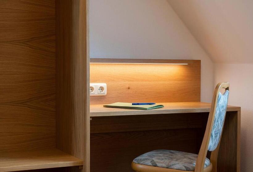 Номер Стандарт Трехместный, Gasthof Rosenwirt