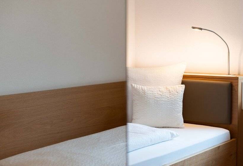 Номер Стандарт, Gasthof Rosenwirt