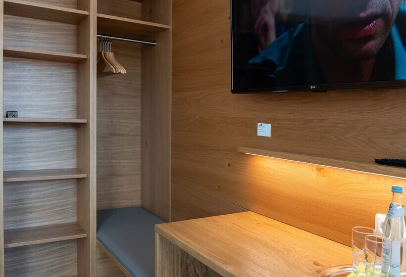 Номер Стандарт Трехместный, Gasthof Rosenwirt