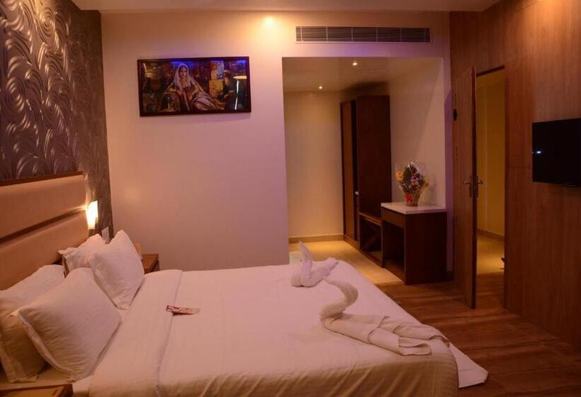 سوییت اجرایی, Kani Residency