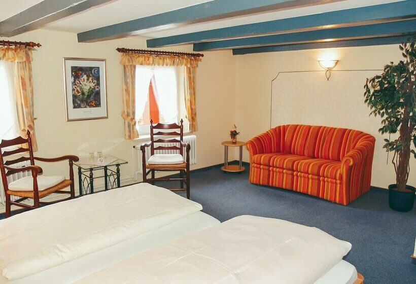 스탠다드 룸, Schatthaus