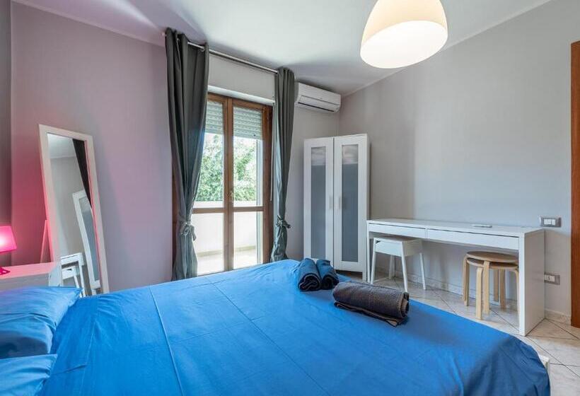 Трехместный Номер Стандарт с Балконом, Spritz Bed & Breakfast