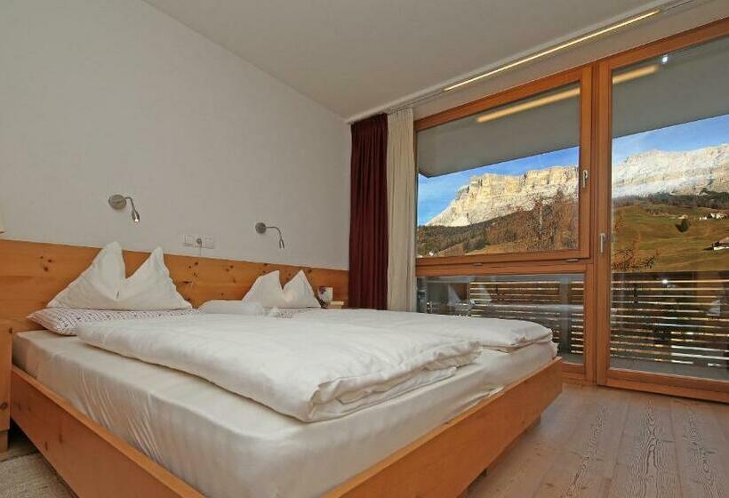 스탠다드 발코니 룸, Alpine Hotel Ciasa Lara