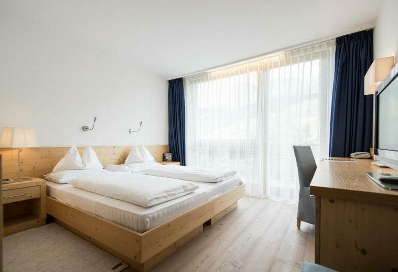 스탠다드 발코니 룸, Alpine Hotel Ciasa Lara