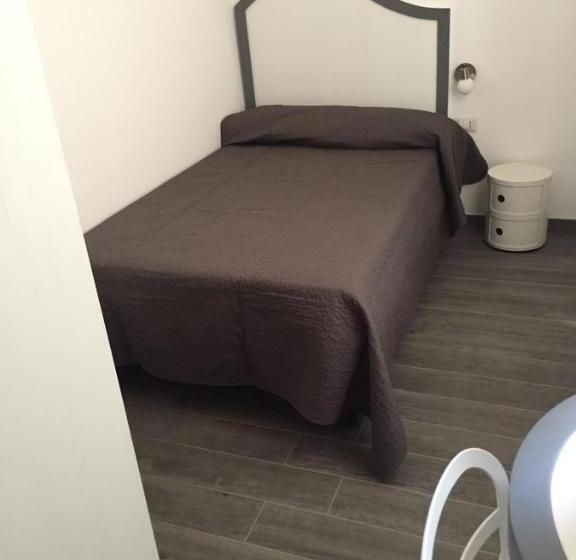 اتاق استاندارد یک نفره, B&b Casa Dolce Luna