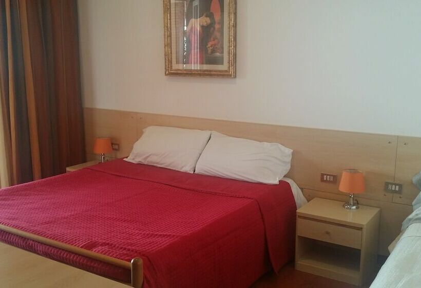 Triple Room Sea View, Villa Betta