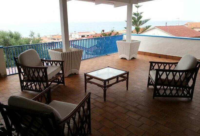 Номер Deluxe Вид на Море, Villa Betta