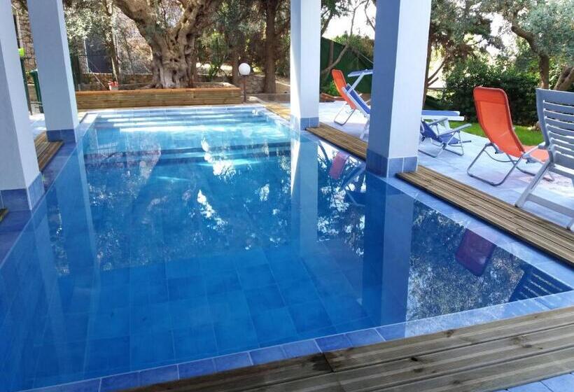 Номер Deluxe Вид на Море с Балконом, Villa Betta