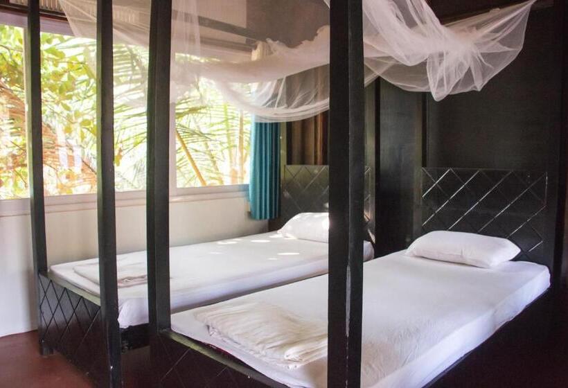 Quarto Estandar Banheiro Compartilhado, Dreams Hostel