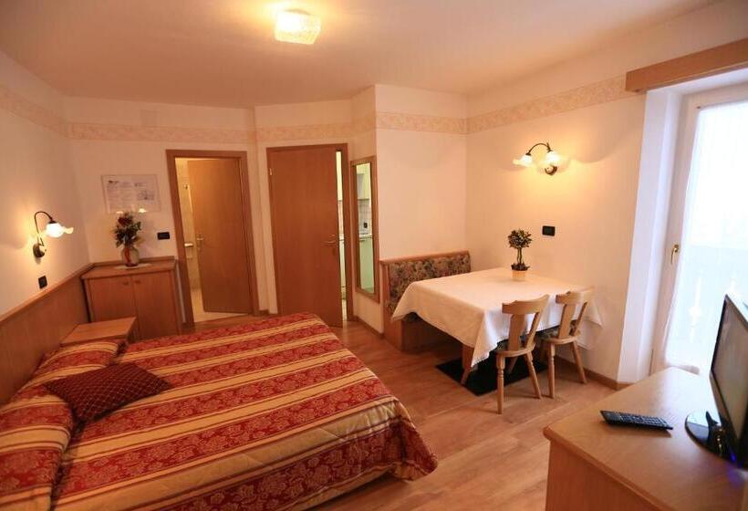 Studio Standard, Appartamenti Arnica