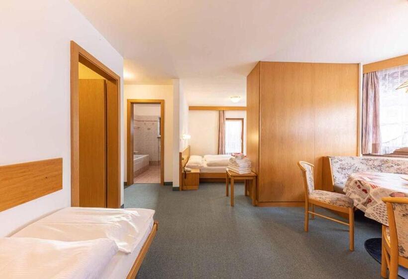 Apartament Superior 1 Sypialnia, Appartamenti Arnica