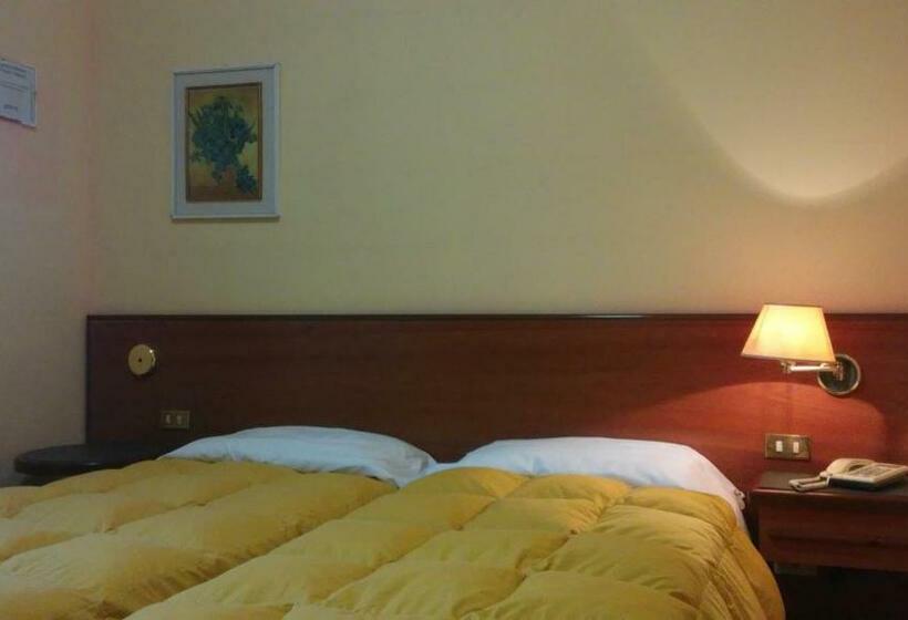 スタンダードルーム, Due Fontane