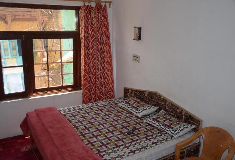 Pokój Deluxe, Howrah Guest House