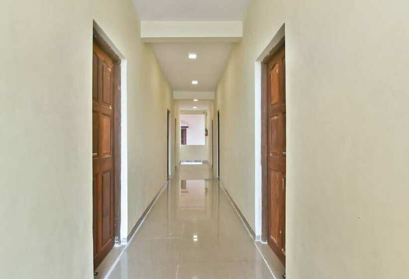 חדר דלוקס, Rajeshwar