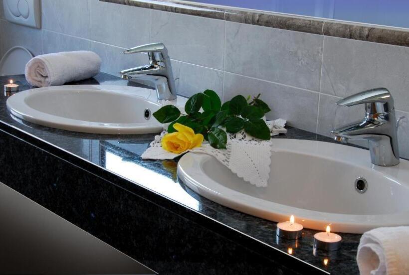 디럭스 주니어 스위트, Naturhotel Sonnenhof