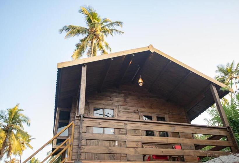 Cabana Deluxe, Ourem Palace