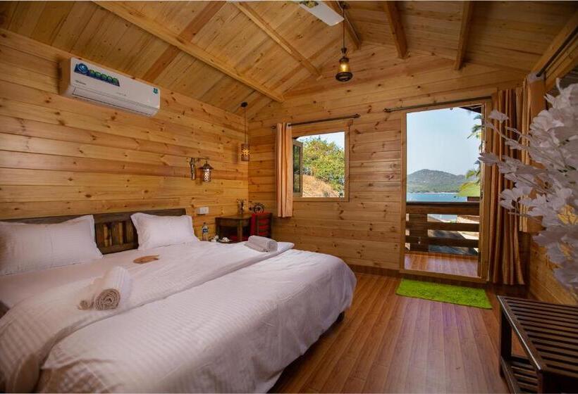 Cabana Deluxe, Ourem Palace