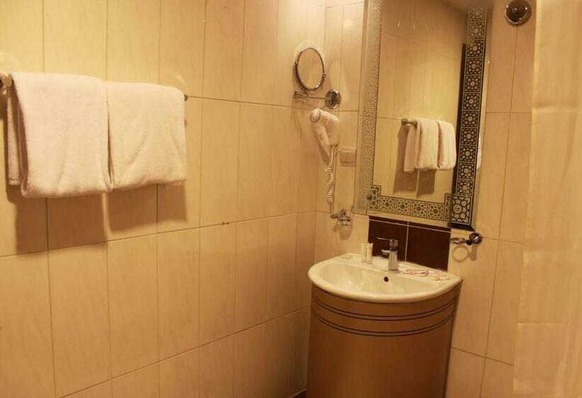 スタンダードルーム, Alolayan Plaza