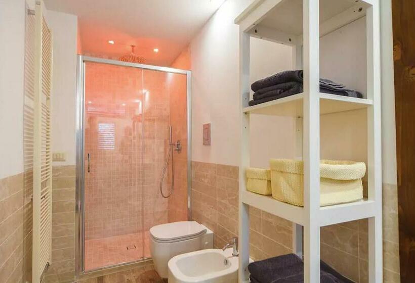 חדר משפחתי נוף לגינה, B&b Antico Ulivo