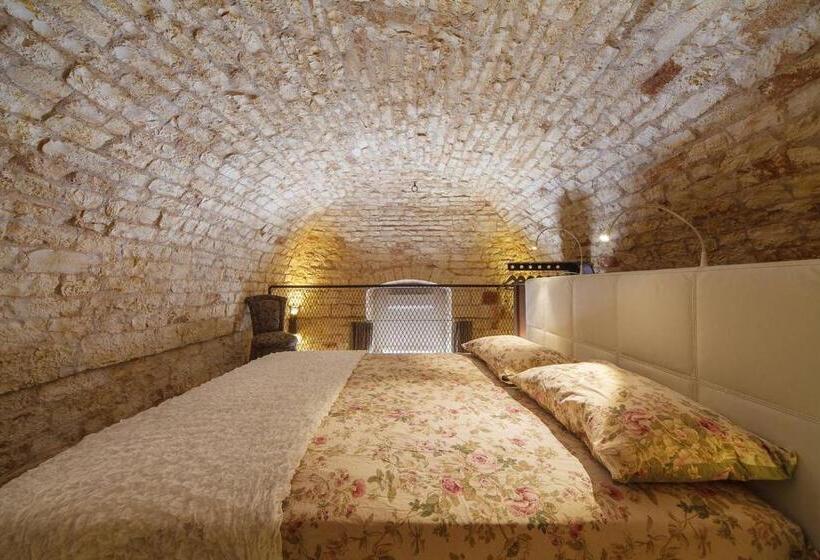 Студия Стандарт, B&b Antico Ulivo