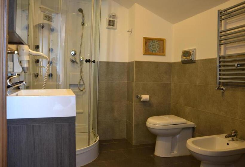 スタンダードルーム, B&b Due Fontane