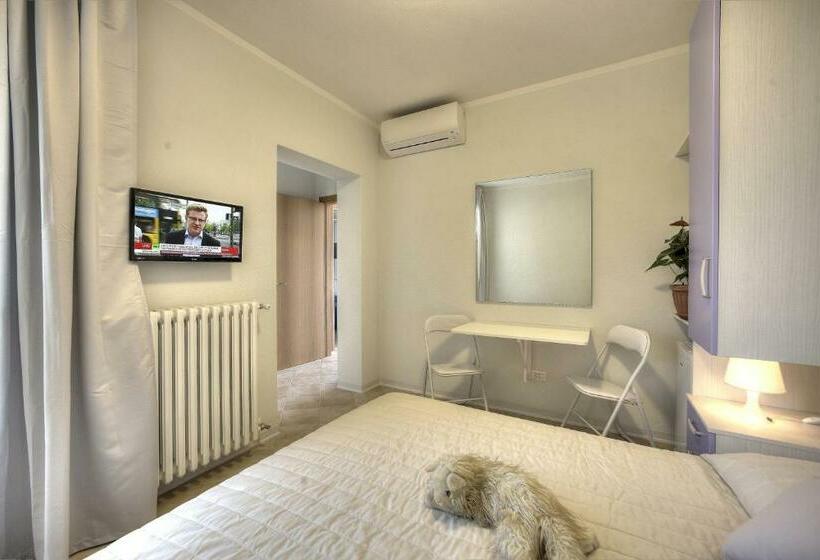 Quarto Estandar com Terraço, B&b Villa Flora