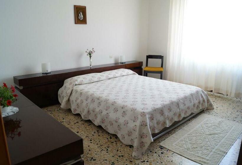 اتاق استاندارد, Il Melograno