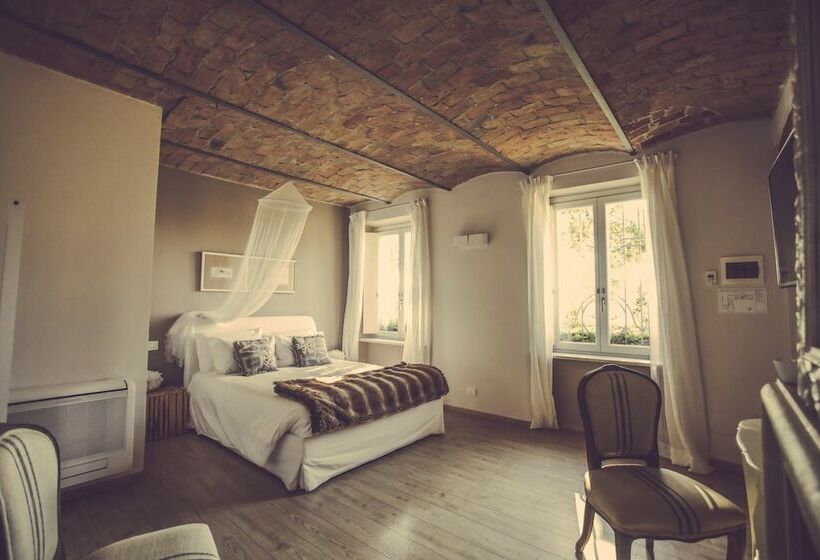 Номер Стандарт Вид на Сад, Langhe Country House