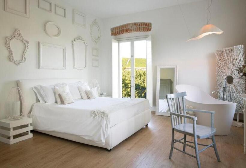 Люкс с Балконом, Langhe Country House