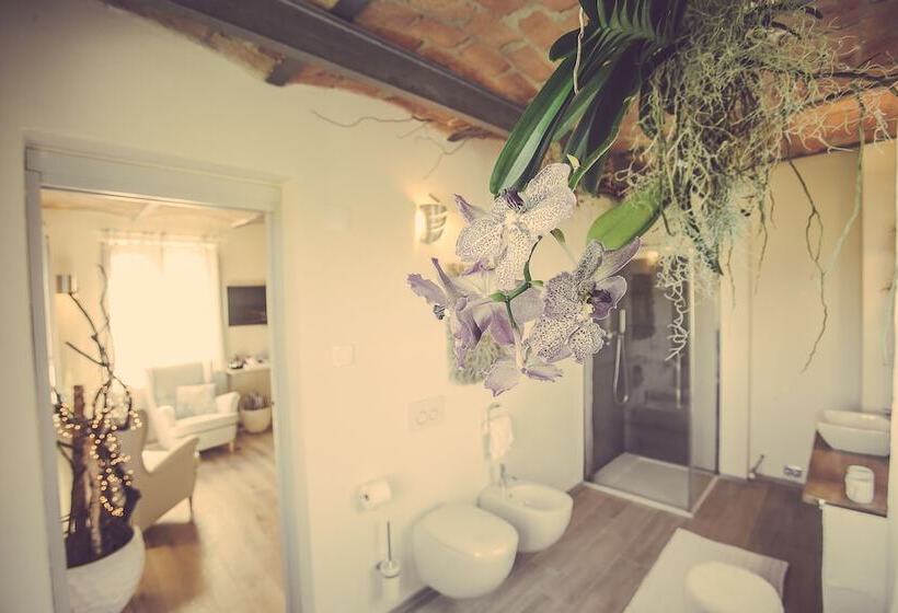 Полулюкс Вид на Сад, Langhe Country House