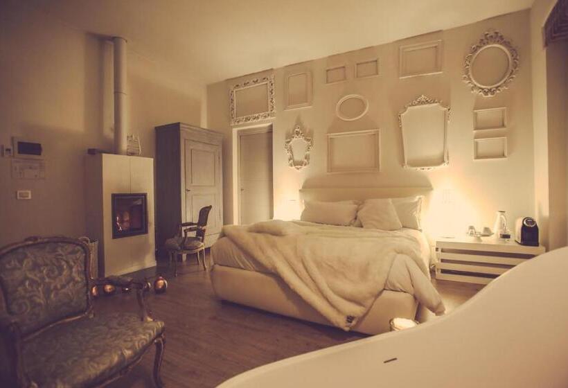 Люкс с Балконом, Langhe Country House