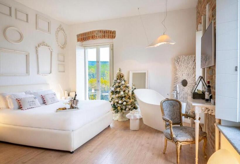 Люкс с Балконом, Langhe Country House