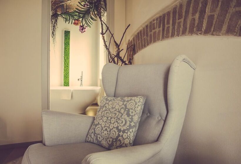 Полулюкс Вид на Сад, Langhe Country House