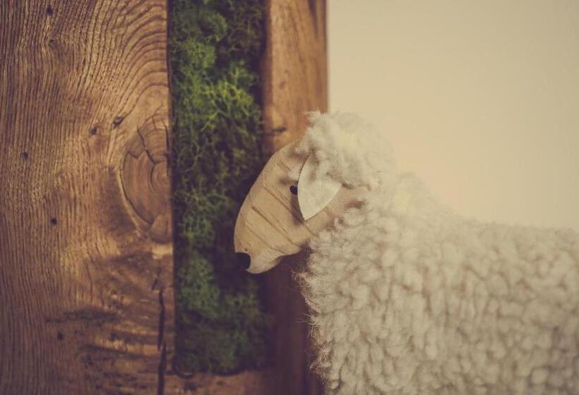 Полулюкс Вид на Сад, Langhe Country House