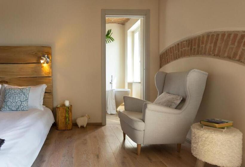 Полулюкс Вид на Сад, Langhe Country House