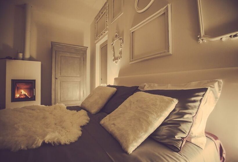 Люкс с Балконом, Langhe Country House