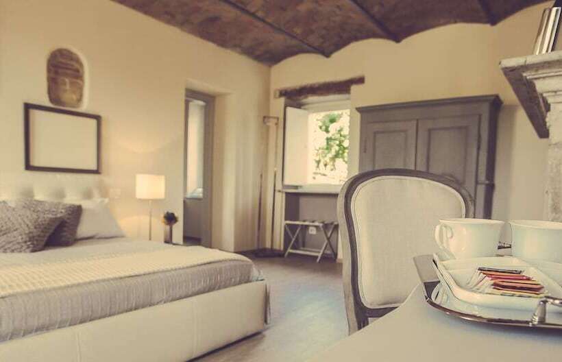 Люкс с Балконом, Langhe Country House