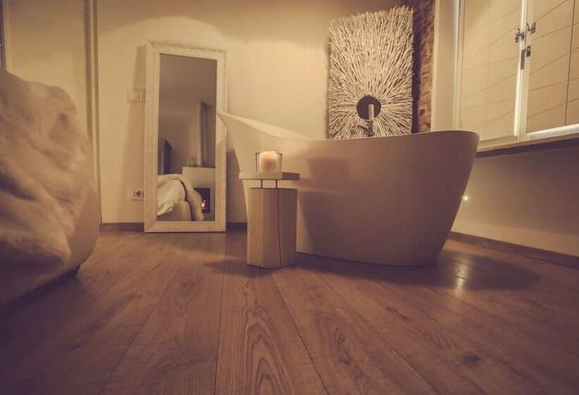 Люкс с Балконом, Langhe Country House