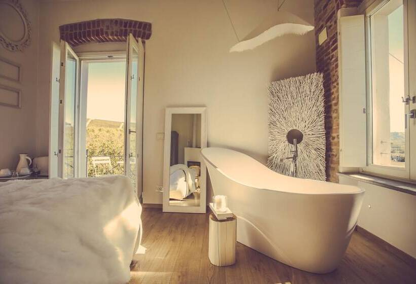 Люкс с Балконом, Langhe Country House