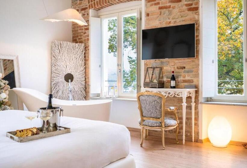 Люкс с Балконом, Langhe Country House