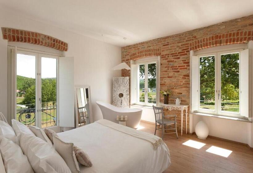 Люкс с Балконом, Langhe Country House