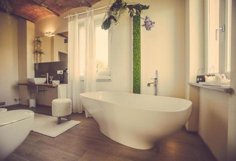 Полулюкс Вид на Сад, Langhe Country House