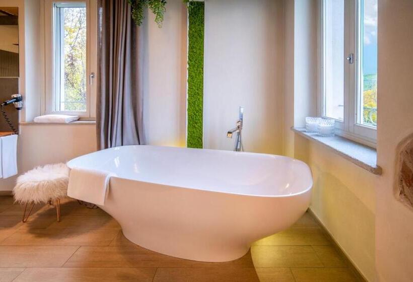 Полулюкс Вид на Сад, Langhe Country House