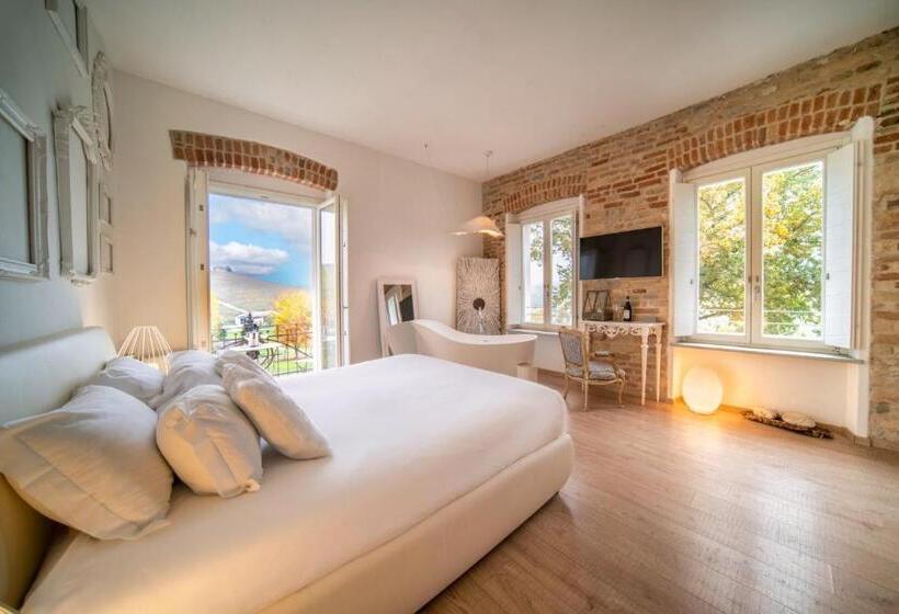 Люкс с Балконом, Langhe Country House